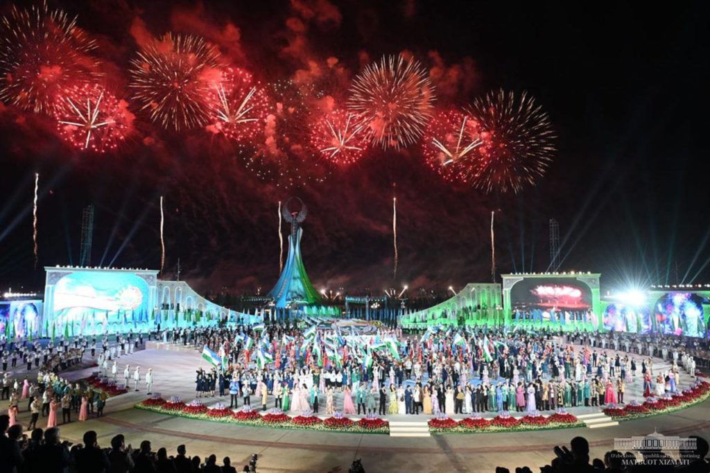 How is may 9 celebrated in uzbekistan?
